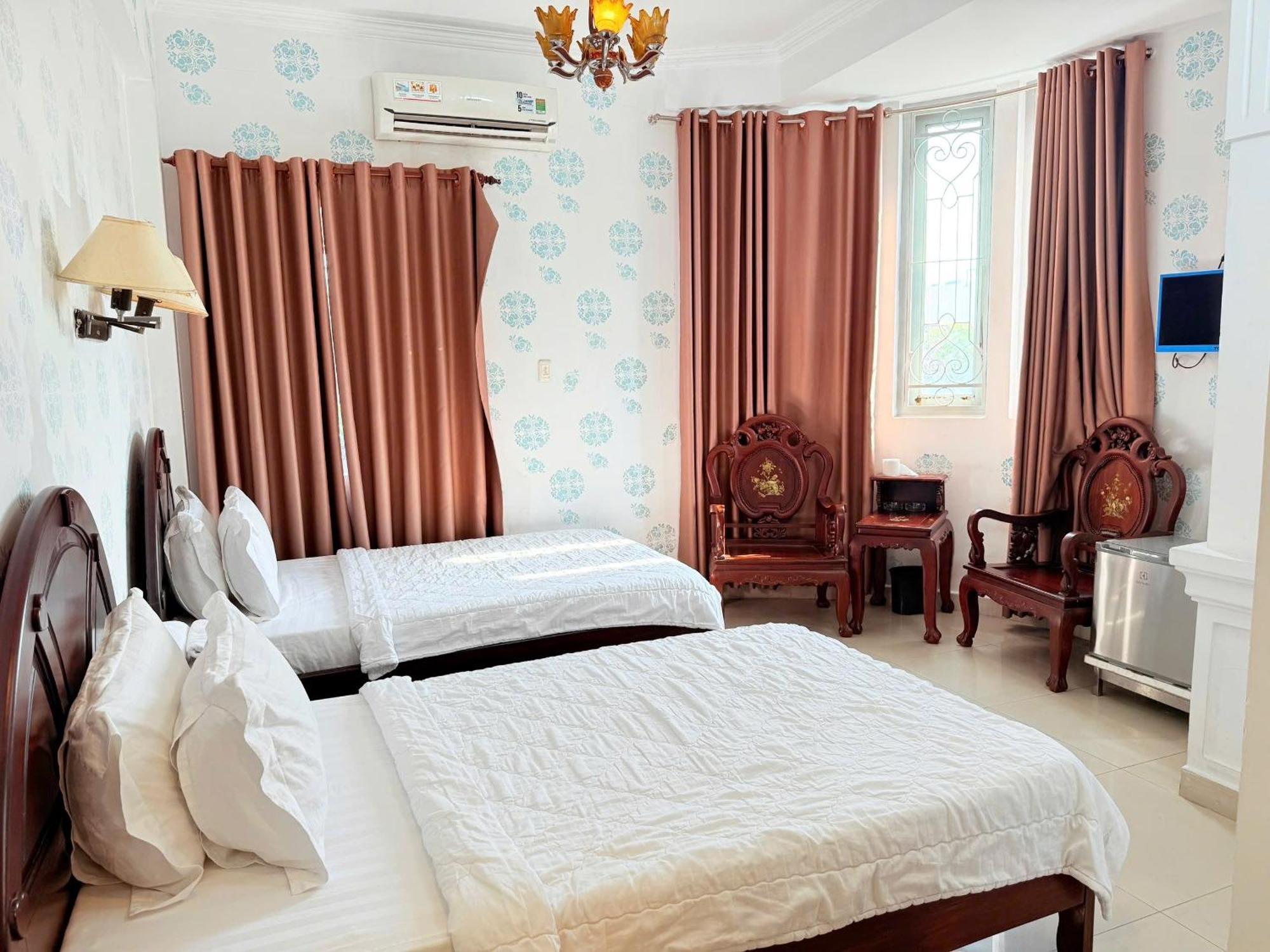 Khach San Hong Tam Hotel Ho Chi Minh City Exterior photo